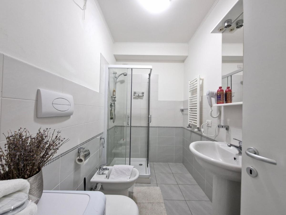 Central Skystudio Apartman Temesvár Kültér fotó