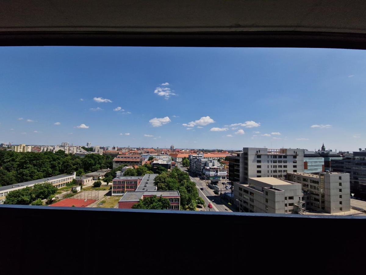 Central Skystudio Apartman Temesvár Kültér fotó